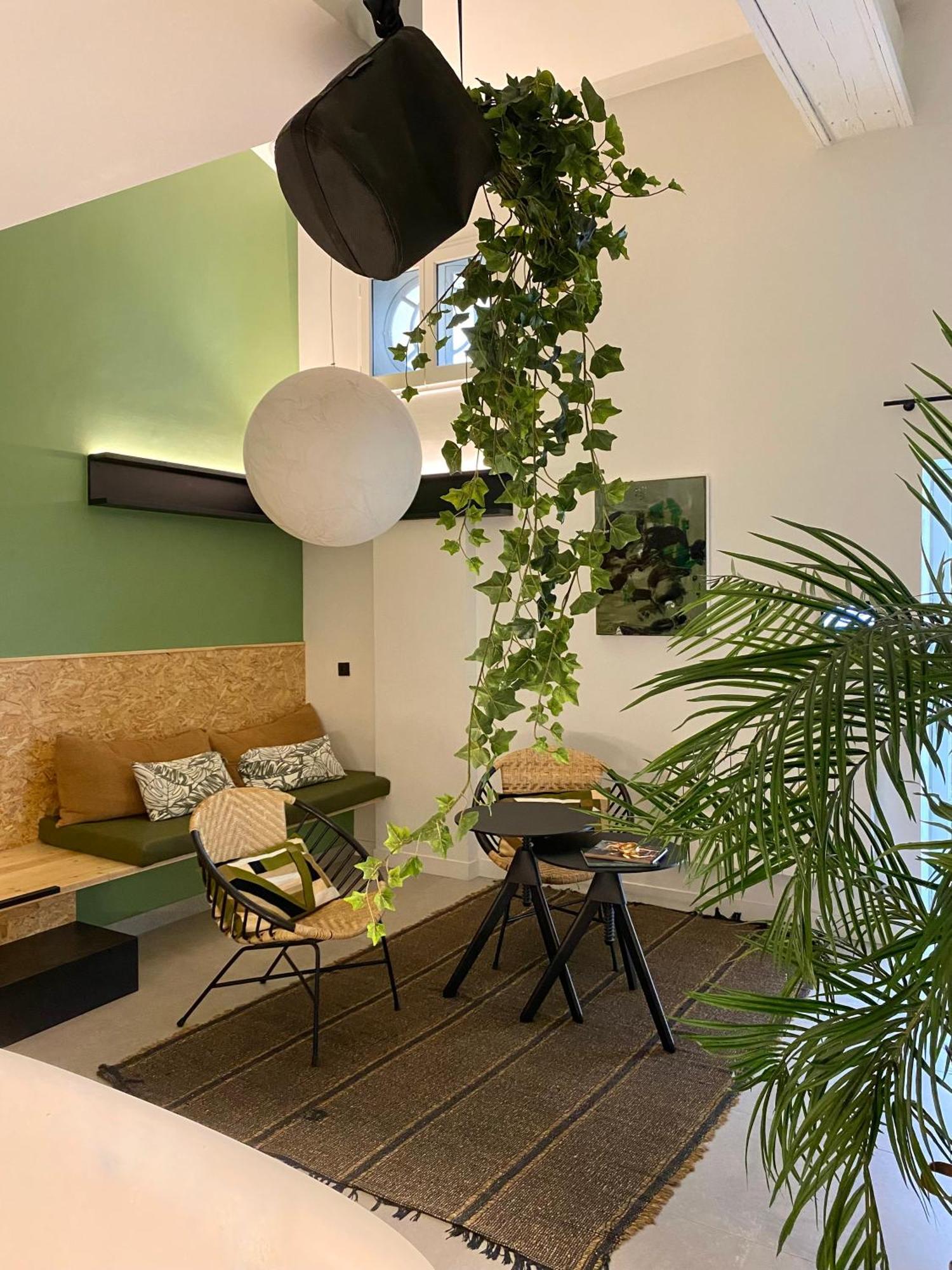 MiHotel Comte Lyon Buitenkant foto