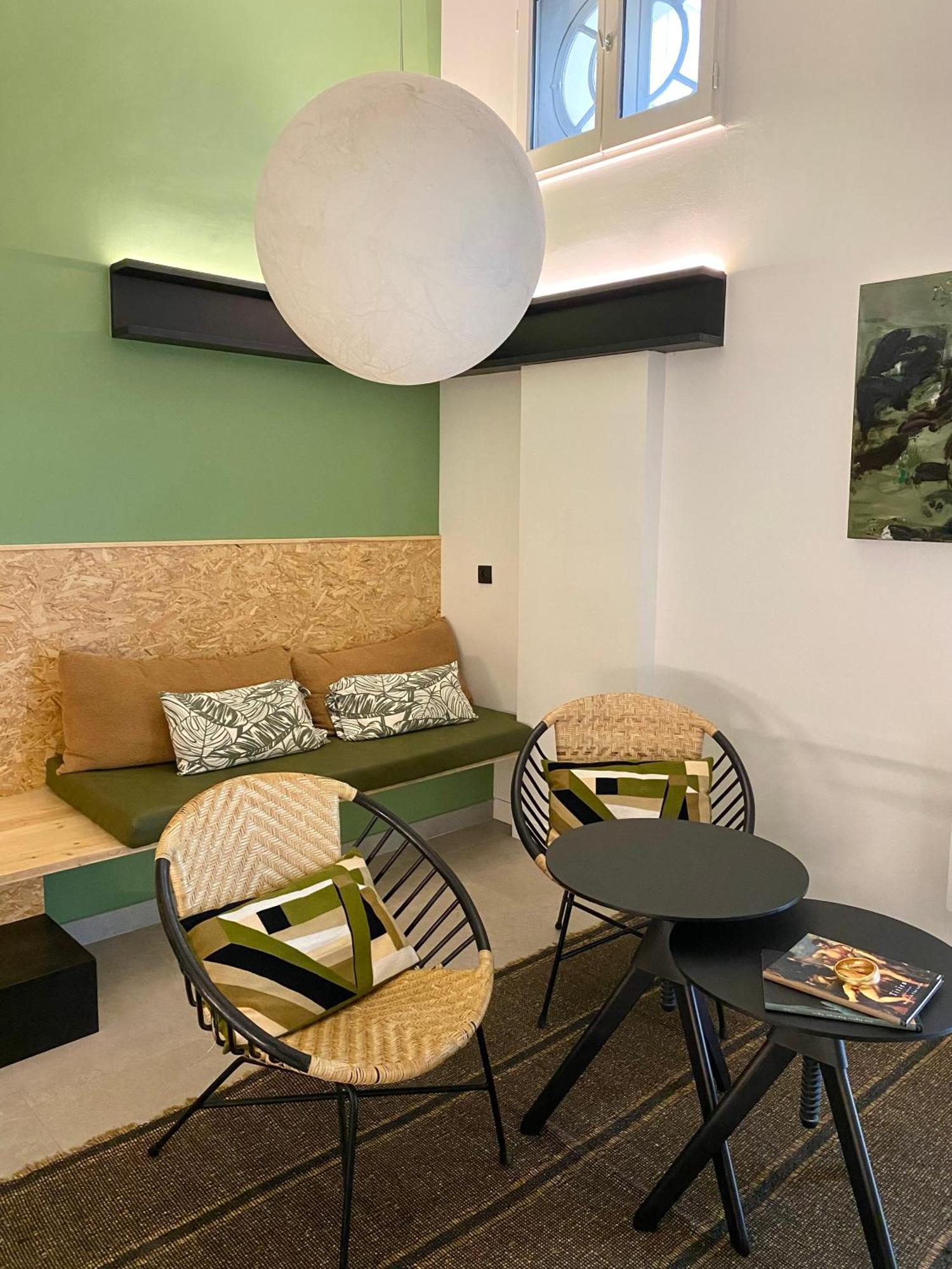 MiHotel Comte Lyon Buitenkant foto
