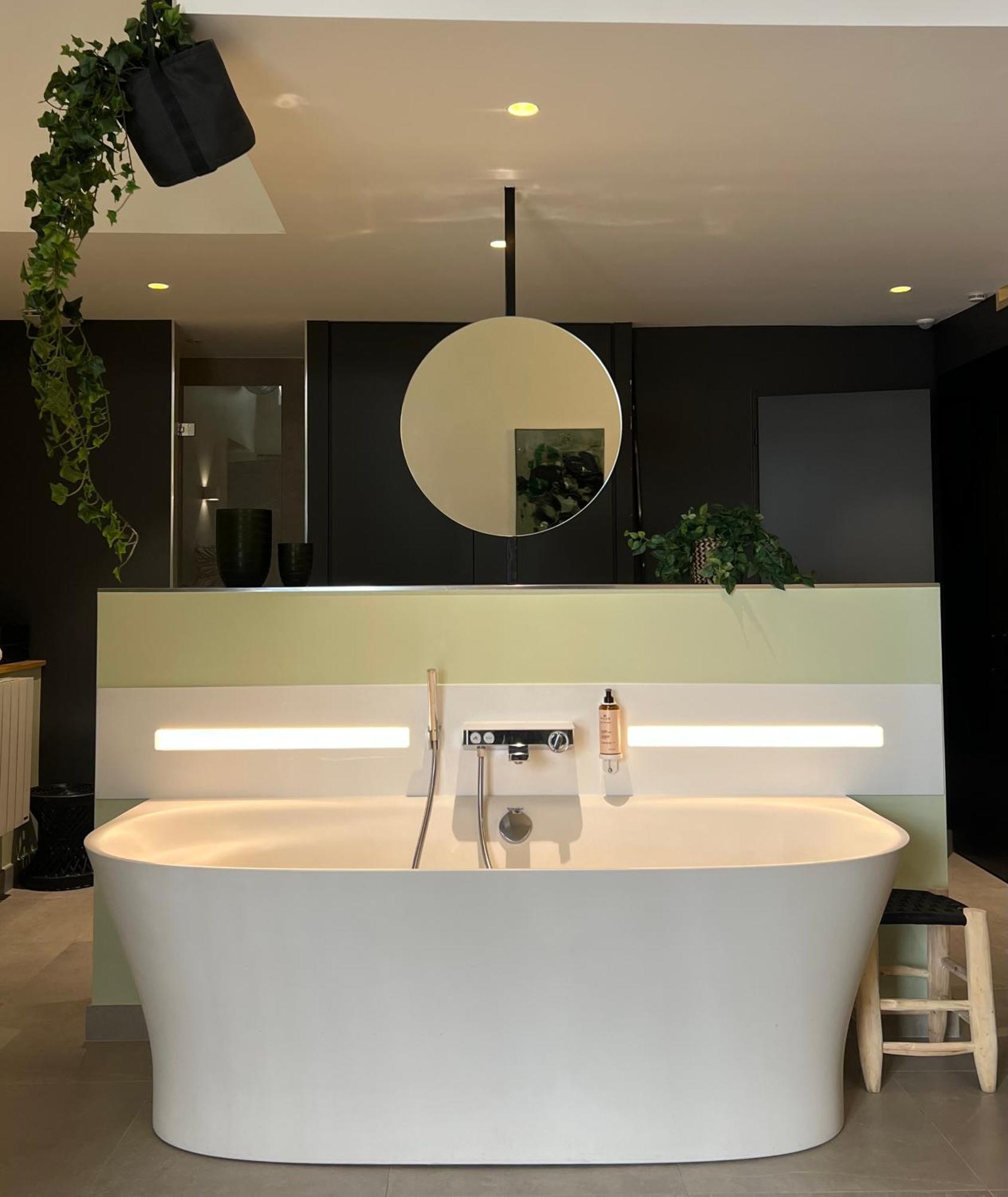 MiHotel Comte Lyon Buitenkant foto